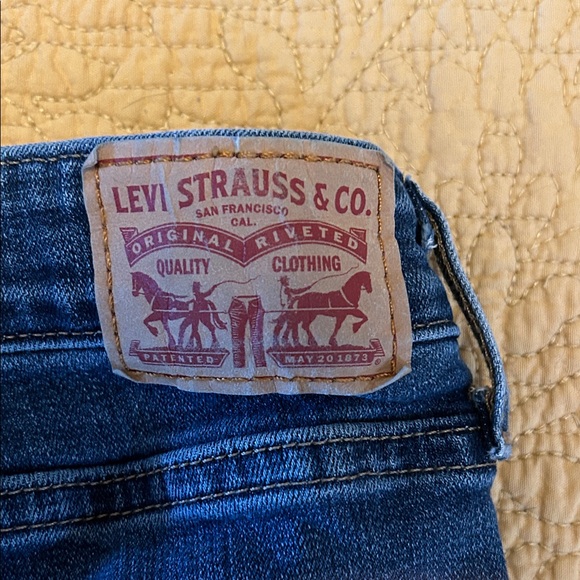 Levi's 721 Dark Indigo Cropped Jeans - Picture 4 of 5